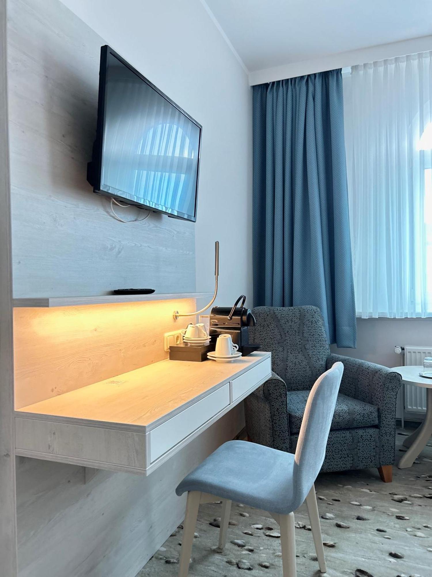 Sure Hotel By Best Western Wilhelmshaven City Esterno foto