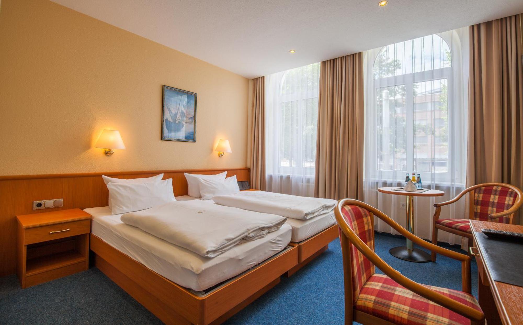 Sure Hotel By Best Western Wilhelmshaven City Esterno foto
